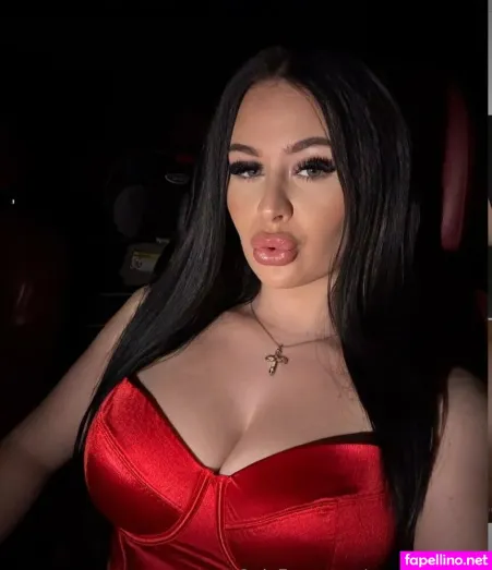 Aurorapillows 1 OnlyFans Thumbnail #O903B5ergs