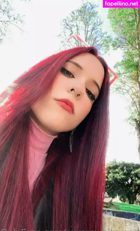 Aurorawhitemodel OnlyFans Thumbnail #gDdtKSzV5c