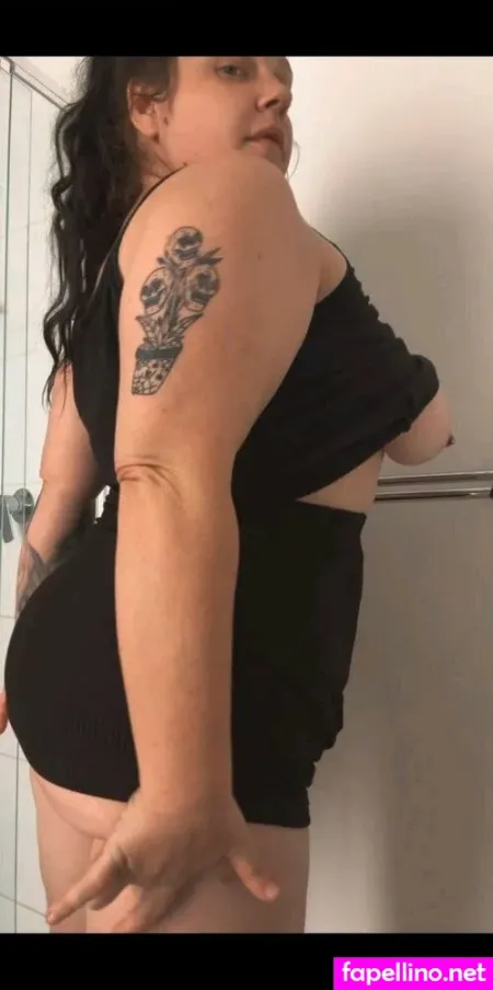 Aus Lillyvip OnlyFans Thumbnail #rXnFGLo3Nt