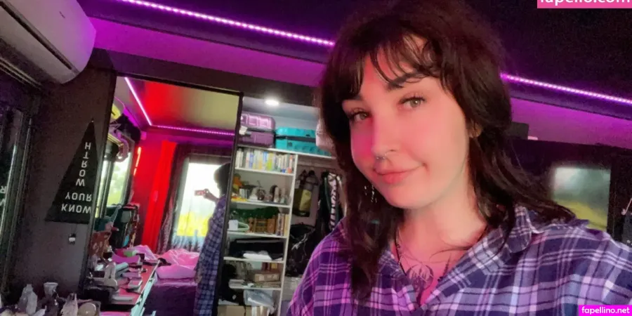 Aussarah1 OnlyFans Thumbnail #G4NcNbAimj