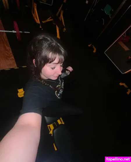 Aussarah1 OnlyFans Thumbnail #Q5QH6PNnzF