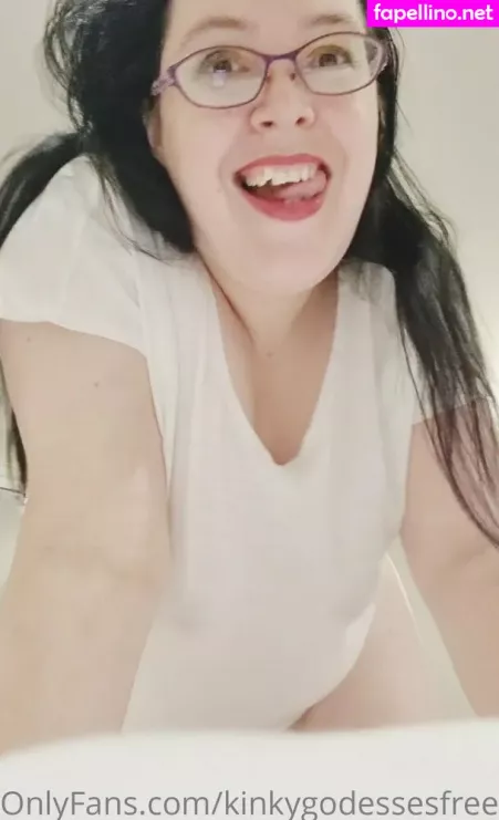 Aussiegiantessfree OnlyFans Thumbnail #hiARDFc9aq
