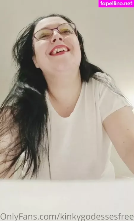 Aussiegiantessfree OnlyFans Thumbnail #zMab97XLUN