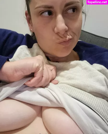 Aussielilyfox OnlyFans Thumbnail #GIGrKGMv94