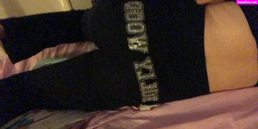 Aussiesarah OnlyFans Thumbnail #WbA0YGWHu8