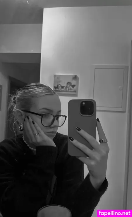 Austrian Asmr OnlyFans Thumbnail #9nhYveEMhh