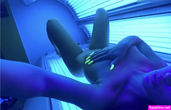 Authentic Bella OnlyFans Thumbnail #0dwDCh77gY