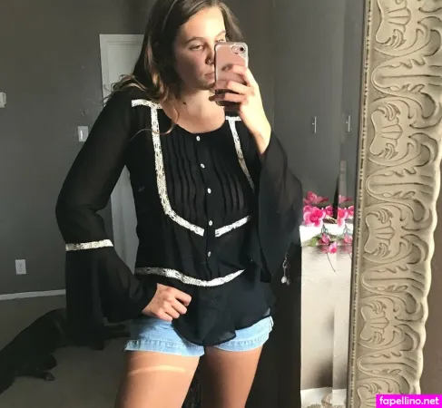 Autumn Brianne OnlyFans Thumbnail #04joJw8j1q