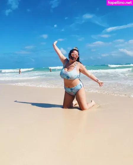 Autumn Lee OnlyFans Thumbnail #2cVRhOB9pd