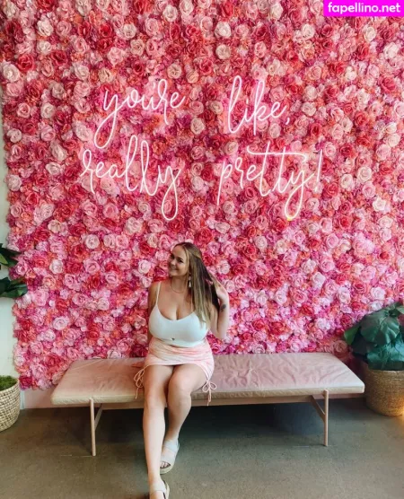 Autumn Lee OnlyFans Thumbnail #dGRksMGrEM