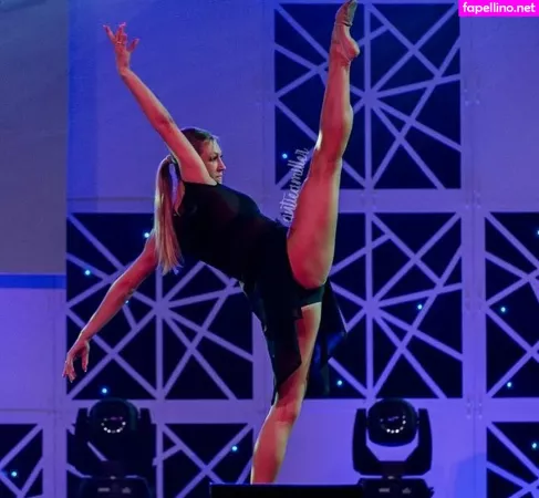 Autumn Miller OnlyFans Thumbnail #0VJDDyAAHf