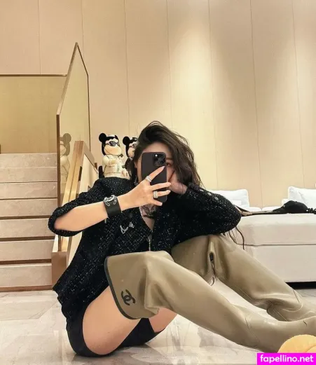 Autumn Rain Drops OnlyFans Thumbnail #Phbj7qFuf9