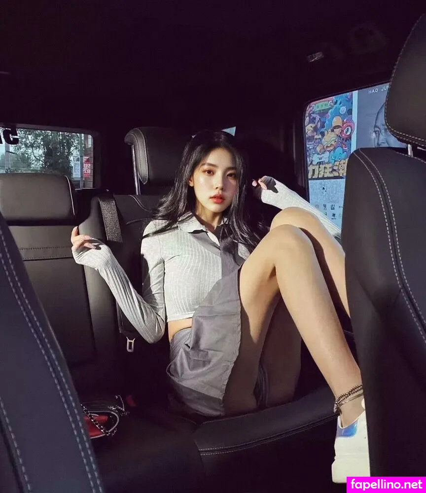 autumn_rain, autumn_rain_drops Nude Leaked OnlyFans Photo #dDIQU6DFGM