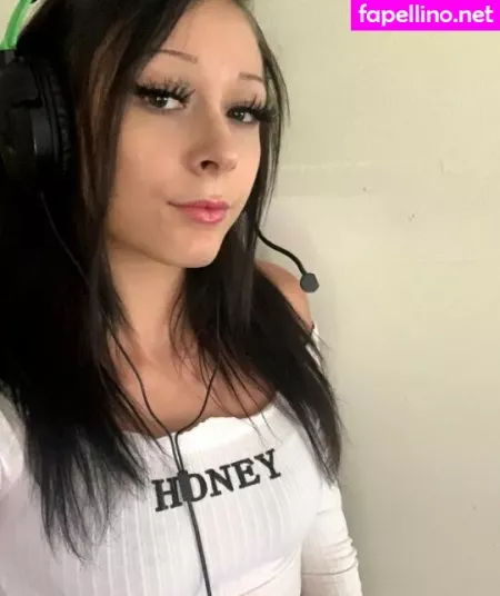 Autumn2blazed OnlyFans Thumbnail #xzxdfdovlx