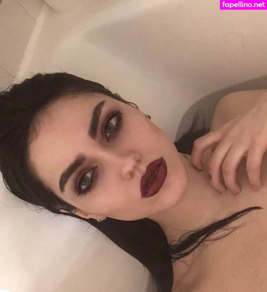 autumngraves, autumngravesz Nude Leaked OnlyFans Photo #IfB7UnLRPY