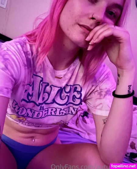 Autumnr0ses OnlyFans Thumbnail #cfqMrRajB7