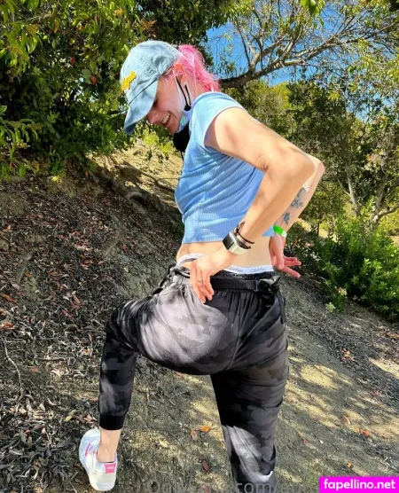 Autumnr0ses OnlyFans Thumbnail #sXDdlel46p