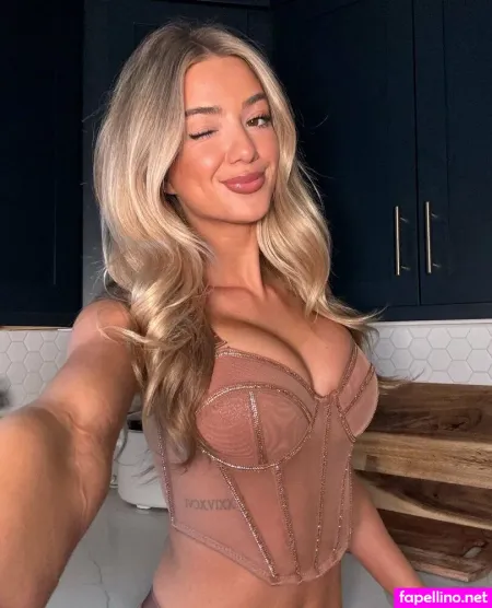 Autumnrenxo 3 OnlyFans Thumbnail #iivakNmwVp