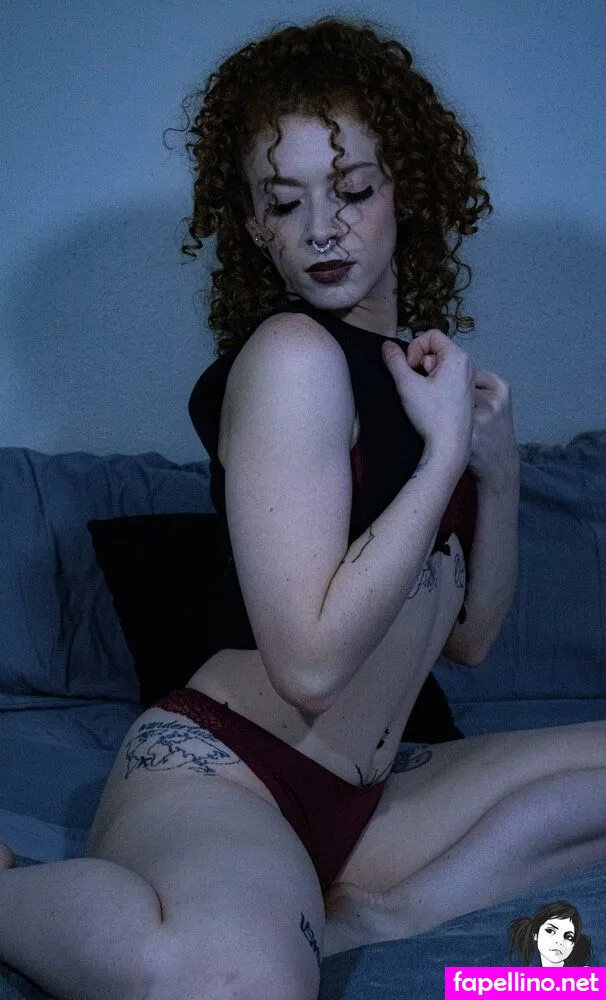 autumnsiren, autumren Nude Leaked OnlyFans Photo #1IvITu99xe