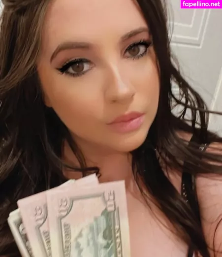 Ava 1 OnlyFans Thumbnail #y5s8eoIg7l