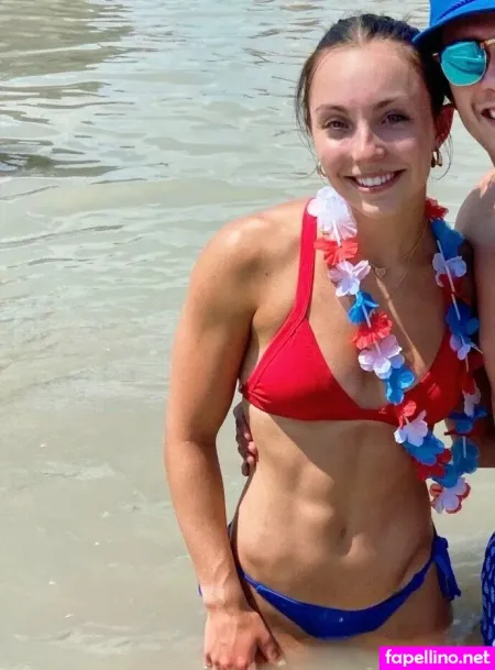 Ava Axelrod OnlyFans Thumbnail #61d9FufPjs