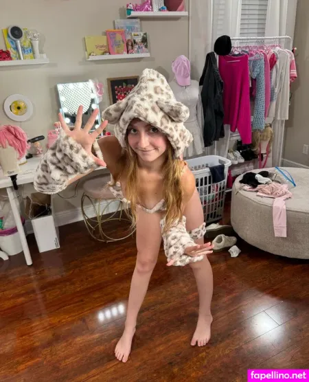 Ava Cherrry OnlyFans Thumbnail #LP9zCEdFed