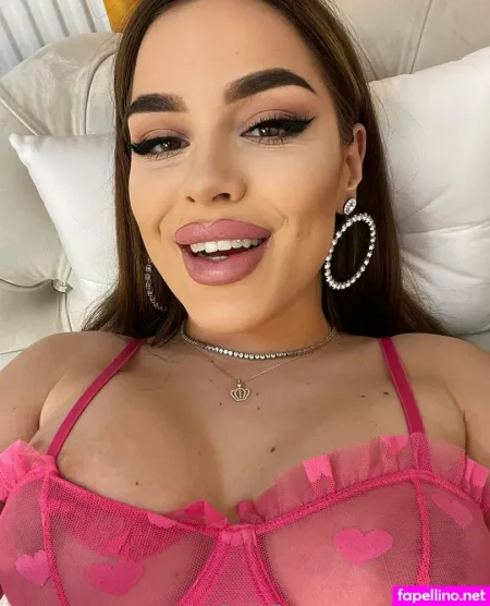 Ava Foxx 1 OnlyFans Thumbnail #Vf8MAueM13