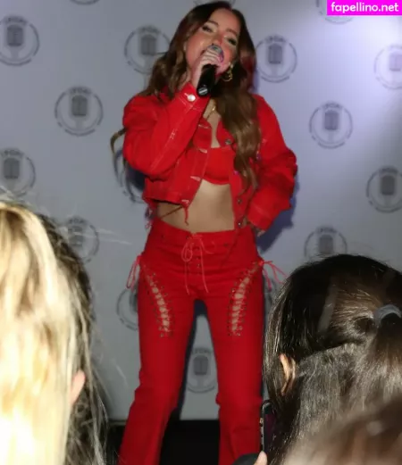 Ava Kolker OnlyFans Thumbnail #mFj1HhCWAM