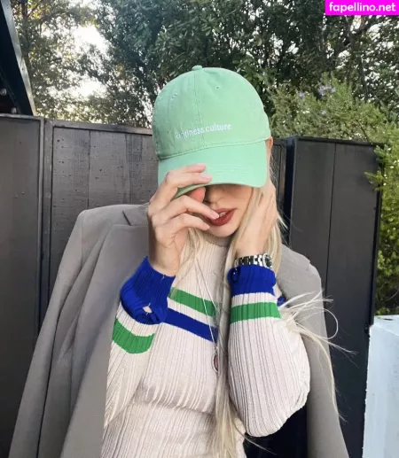 Ava Max OnlyFans Thumbnail #0p190yynPW