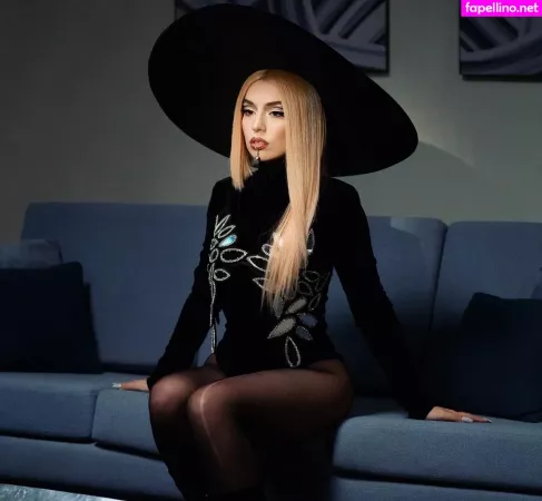 Ava Max OnlyFans Thumbnail #7t8fmxdiLY