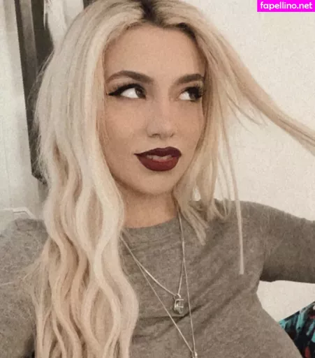 Ava Max OnlyFans Thumbnail #D5DW7zBA0V