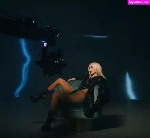 Ava Max OnlyFans Thumbnail #EdAnqS0juM