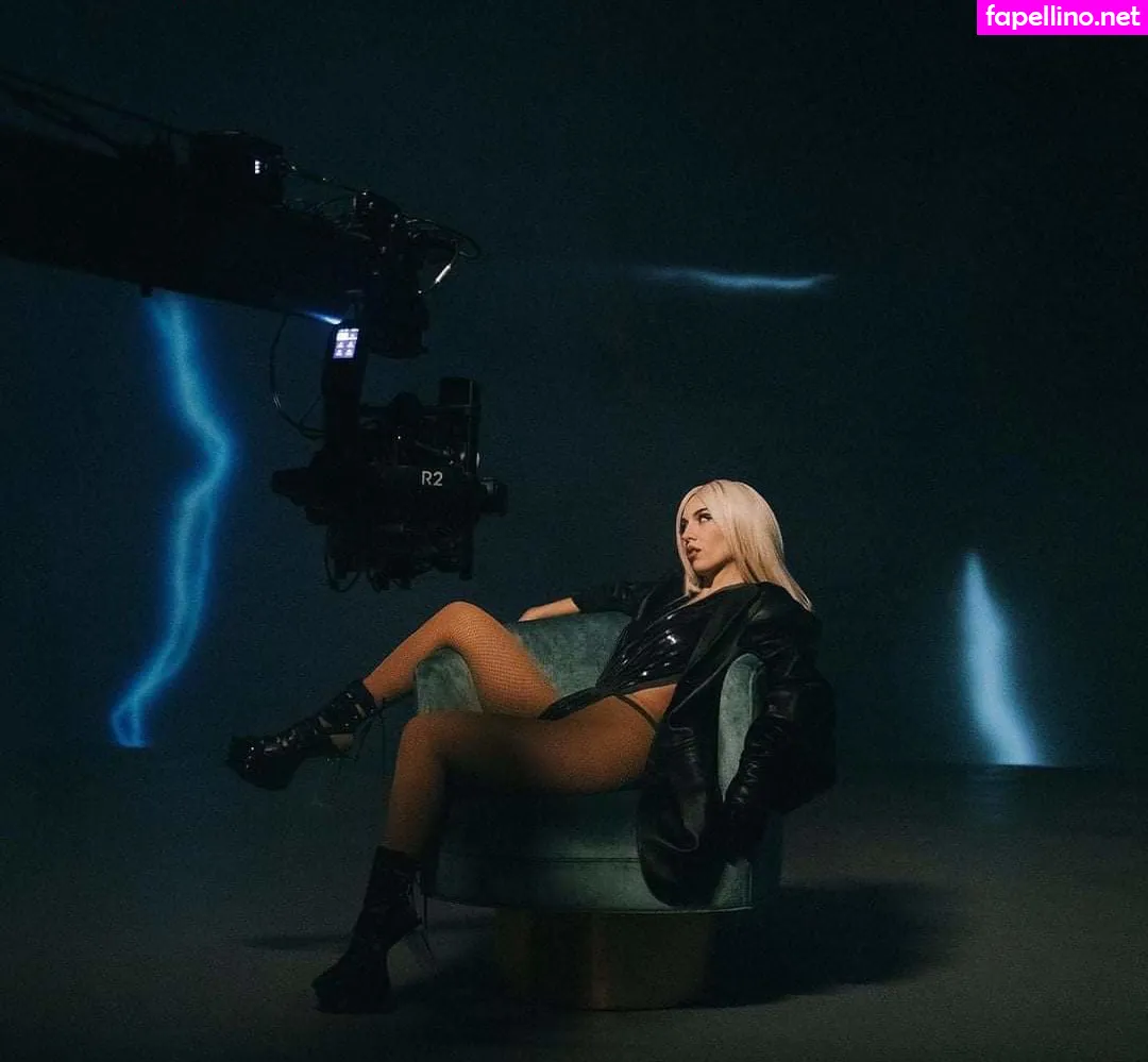 avamax, plharleyquinn Nude Leaked OnlyFans Photo #EdAnqS0juM