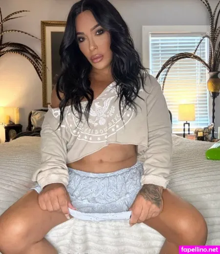 Ava Mummyts OnlyFans Thumbnail #GqLDBa9YOL