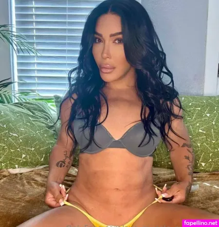 Ava Muscle Mommy Ts OnlyFans Thumbnail #6jZ5mL0Knt