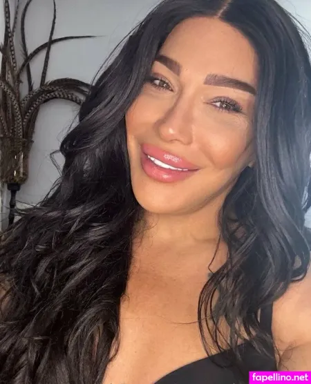 Ava Muscle Mommy Ts OnlyFans Thumbnail #icTryWw1G0