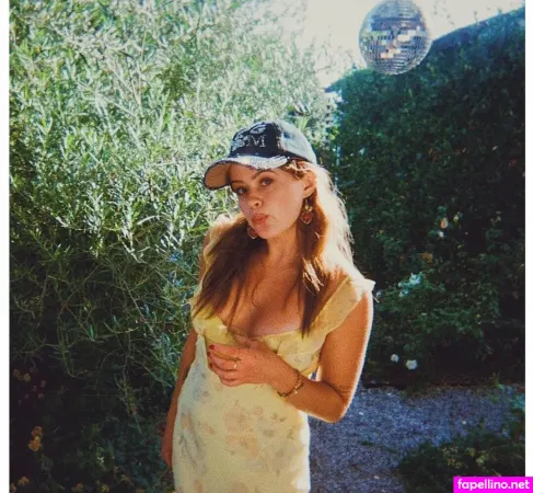 Ava Phillippe OnlyFans Thumbnail #rAqTuxFAuy