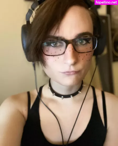 Ava Shade OnlyFans Thumbnail #P1C3Bn7ee4