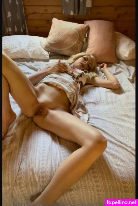 Ava Young Main Profile Photo