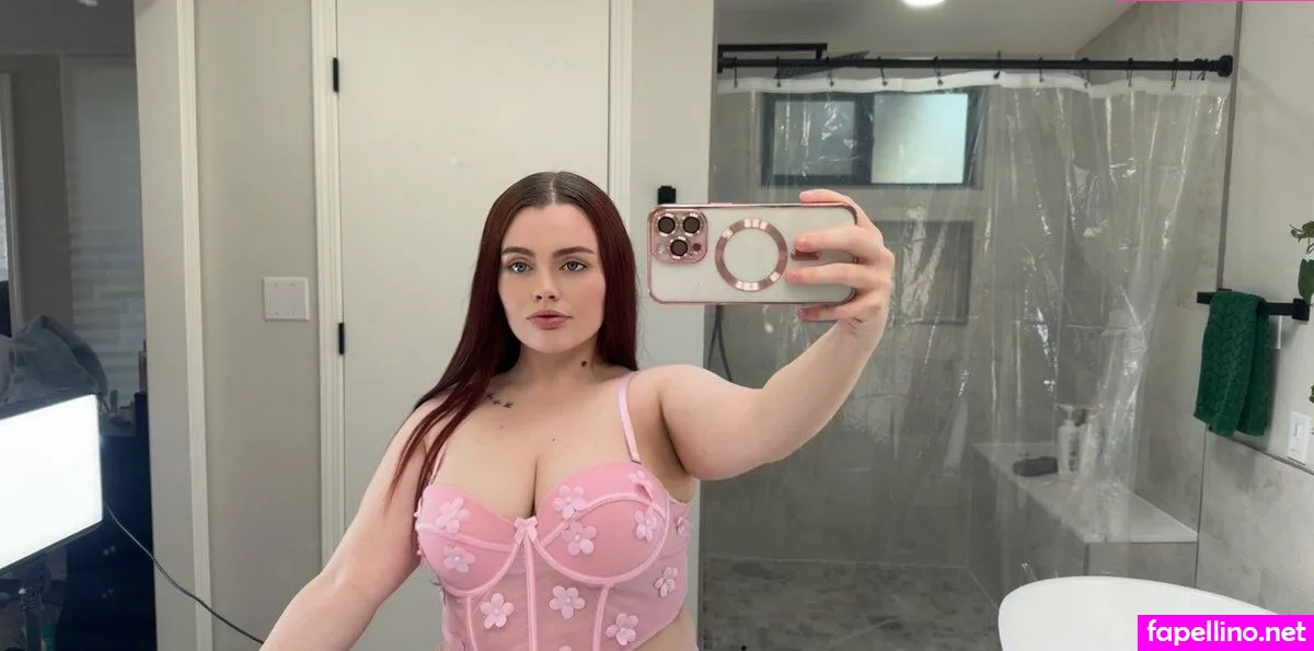 avabellaxo Nude Leaked OnlyFans Photo #TCBrKe060w