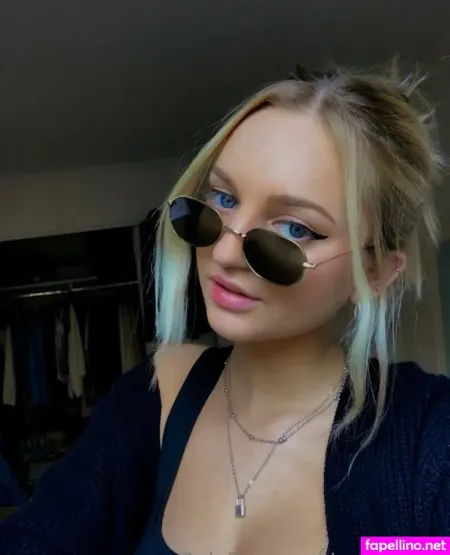 Avacanary OnlyFans Thumbnail #2SGnXhzfbG