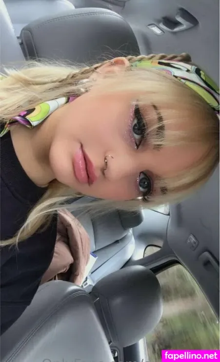 Avacanary OnlyFans Thumbnail #j2xZfxAWjR