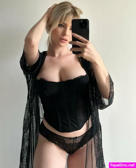 Avadelabruyere OnlyFans Thumbnail #EOGWCSr7AN
