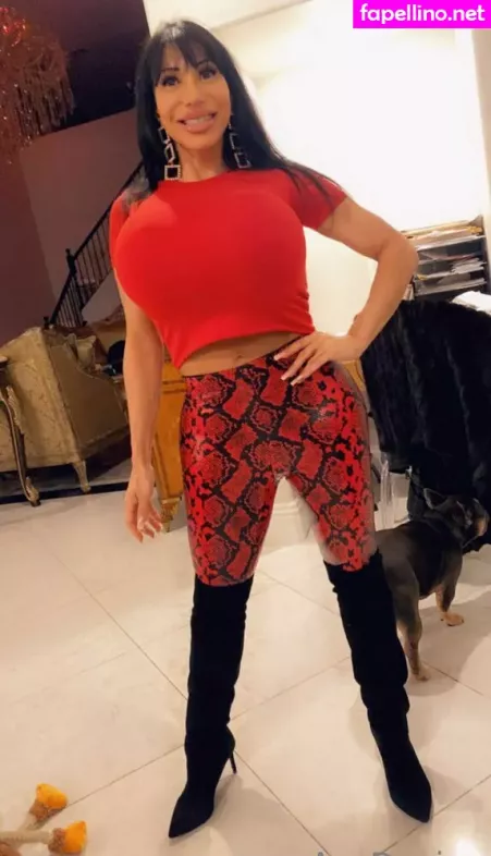 Avadevine OnlyFans Thumbnail #R8vliEkvBE