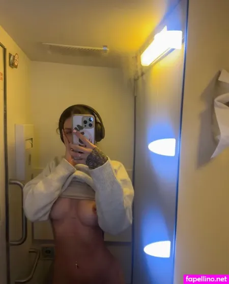 Avafae 13 OnlyFans Thumbnail #gKAziQIfB1