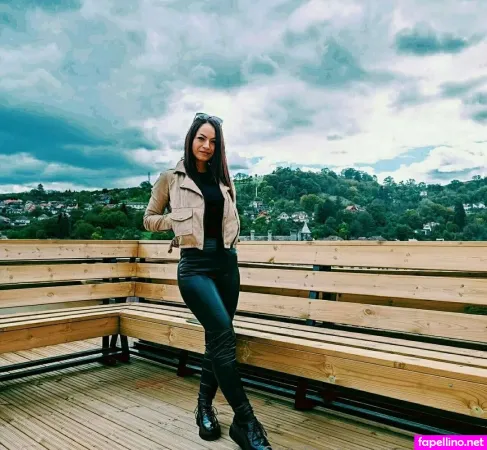 Avaglover OnlyFans Thumbnail #ylADKkmimI