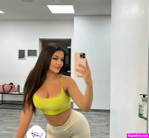 Avaia Shahani OnlyFans Thumbnail #t8p9i8rrsv