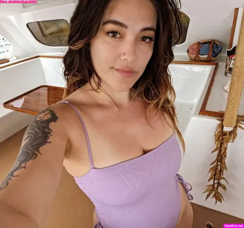 Avajaijai Main Profile Photo