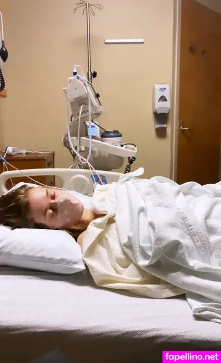 Avalon Warren 3 OnlyFans Thumbnail #GXc8QssCDQ