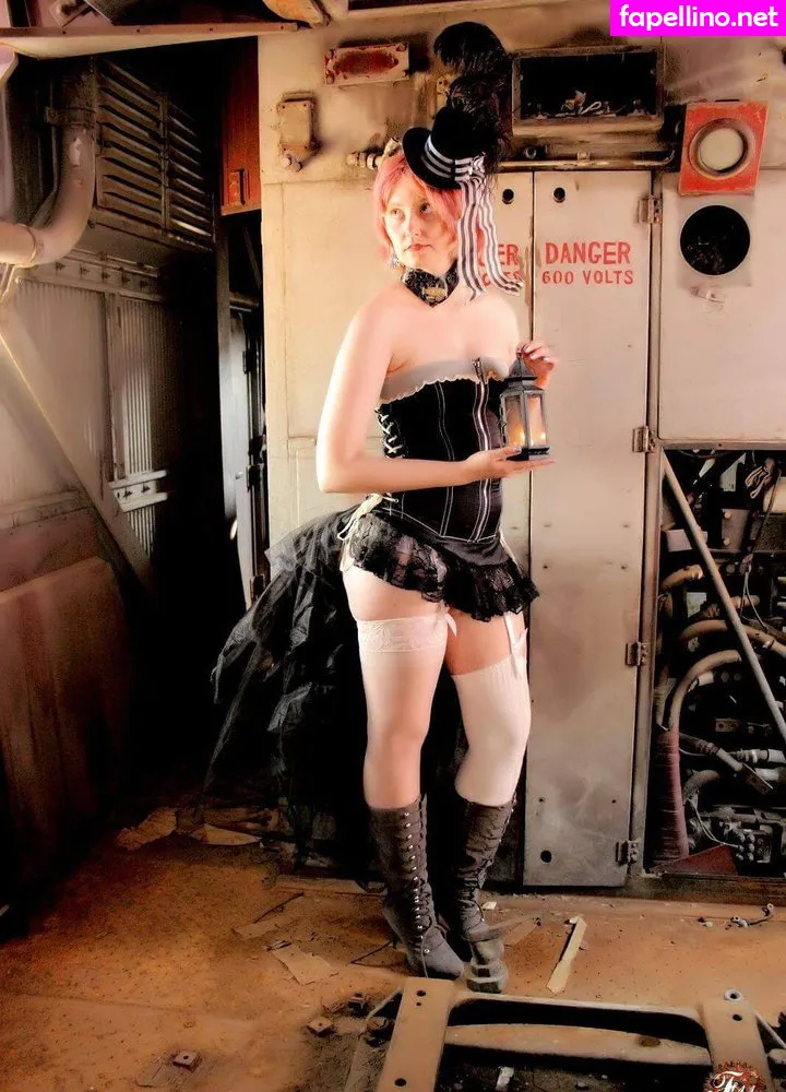 Avalnz, avalon_love, avalonzuercher Nude Leaked OnlyFans Photo #FDrdZTw52s